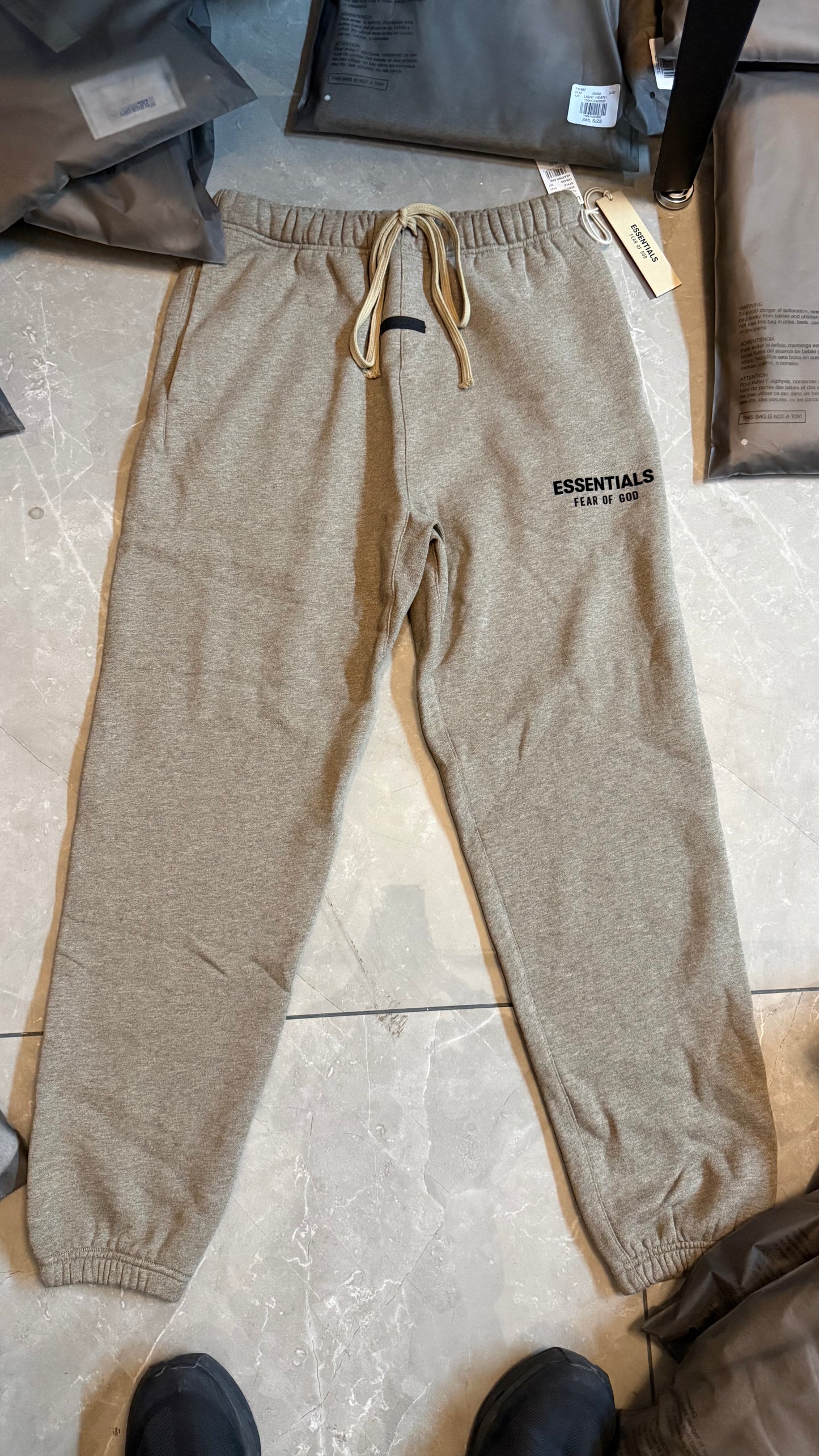 Pants Essentials Cafe Fuerte
