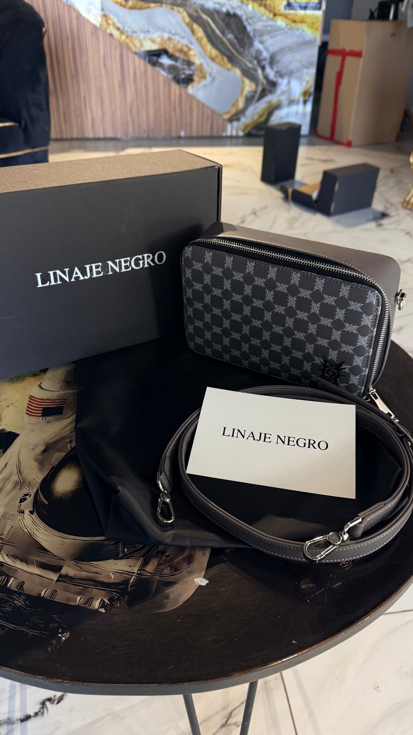 Bolsa LINAJE NEGRO