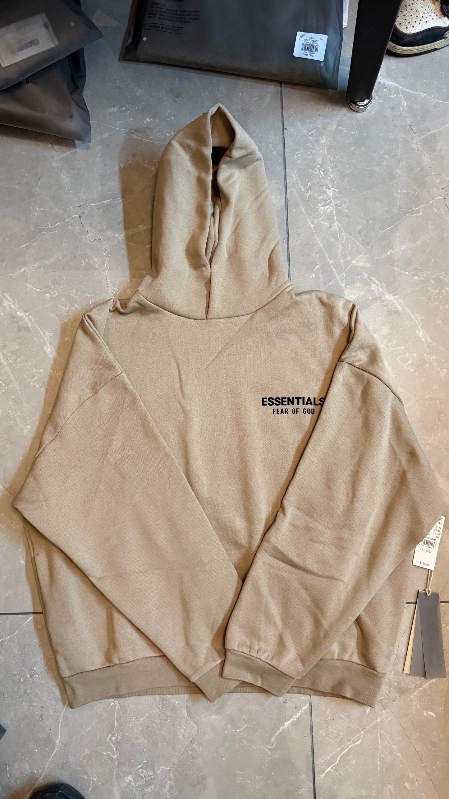 Hoodie Essentials Arena SS24